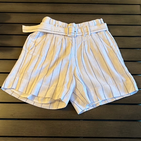 Abercrombie & Fitch Pants - Abercrombie & Fitch high waist belt  XS